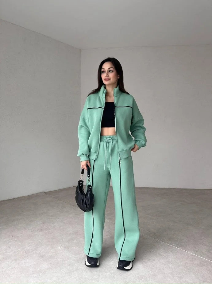 Women Thread Tracksuit