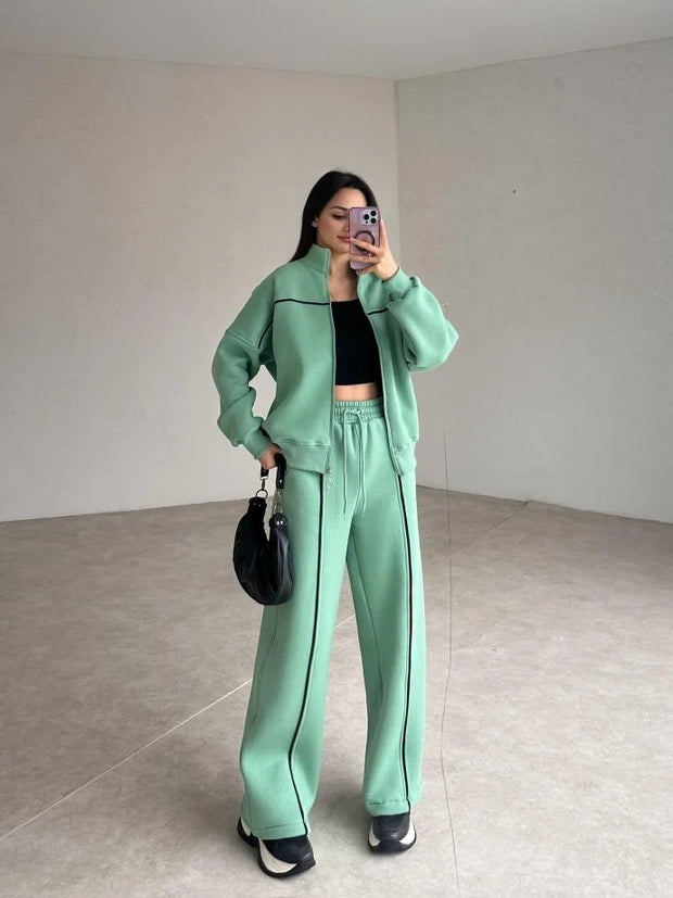 Women Thread Tracksuit