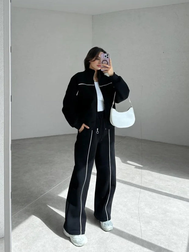 Women Thread Tracksuit
