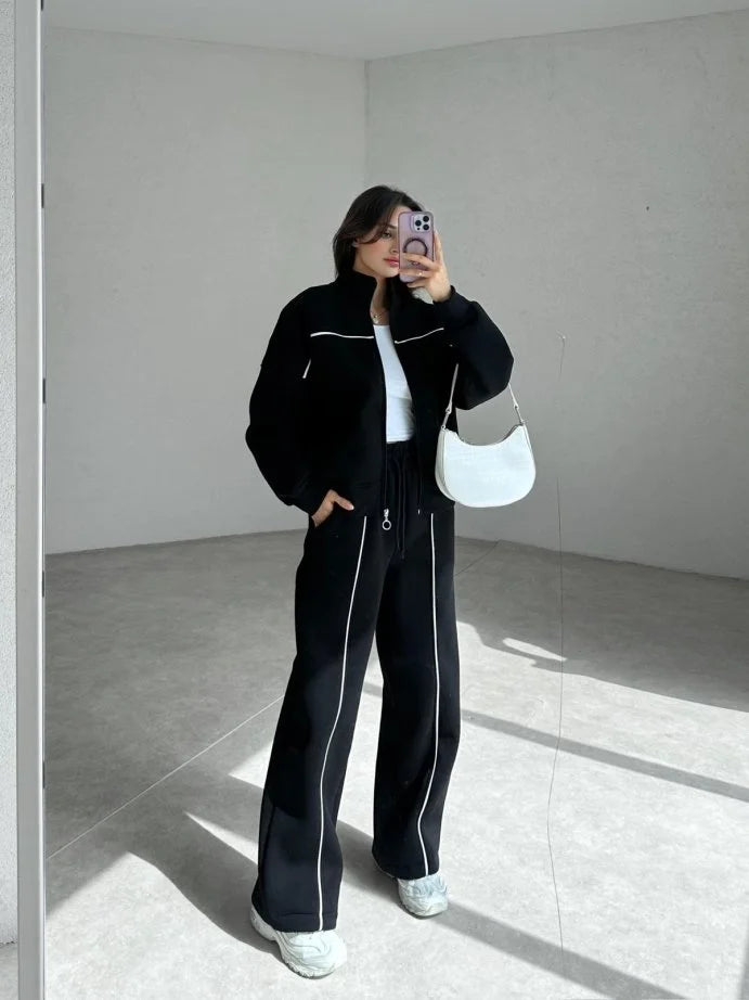 Women Thread Tracksuit
