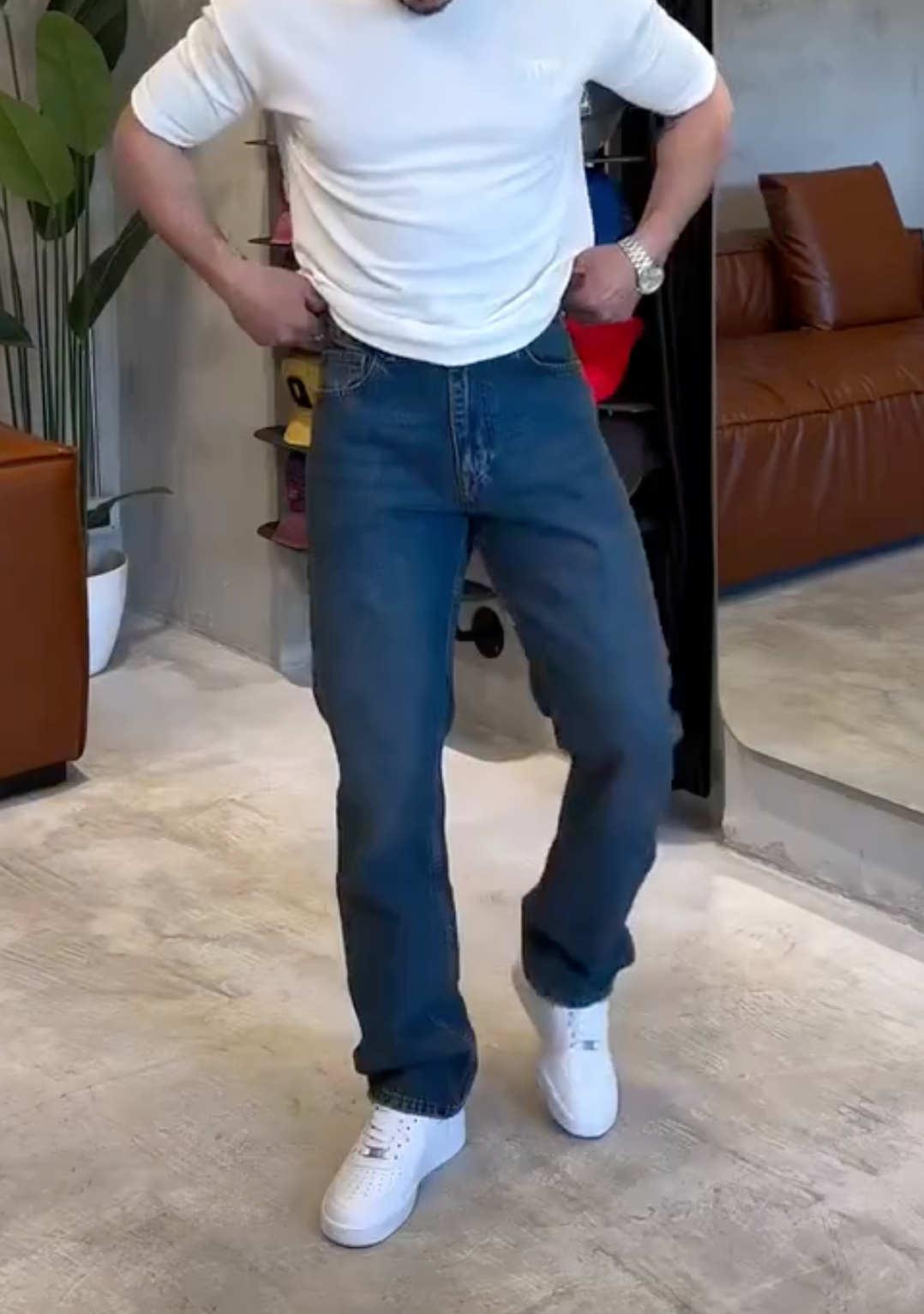 Men Straight Fit Jeans - UAE