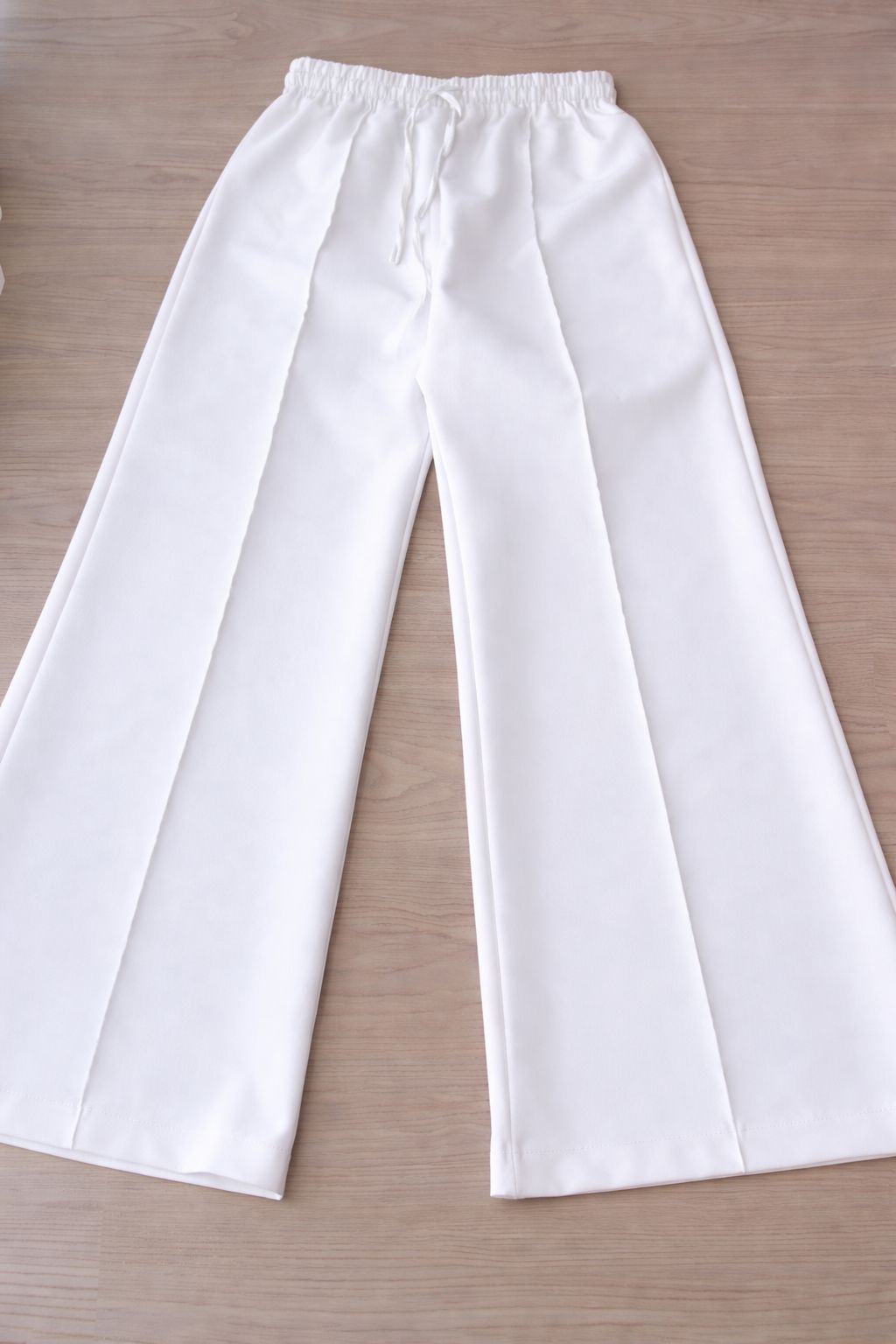 Women Wide Trouser - Black &amp; White